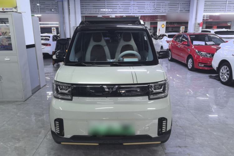 Used Wuling Hongguang MINIEV 2022 GAMEBOY 300km Enthusiast Model with Lithium Iron Phosphate Exterior 1