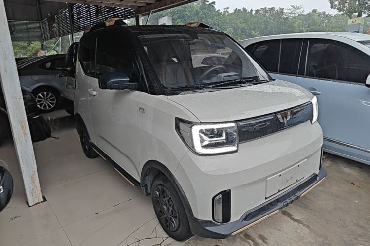 Used Wuling Hongguang MINIEV 2022 GAMEBOY 200km Gaming Edition with Lithium Iron Phosphate Exterior 1