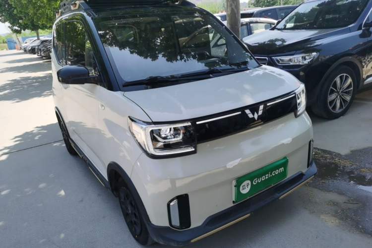 Used Wuling Hongguang MINIEV 2022 GAMEBOY 200km Gaming Edition with Lithium Iron Phosphate Exterior 1