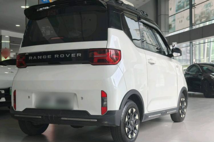 Used Wuling Hongguang MINIEV 2022 GAMEBOY 300km Enthusiast Model with Lithium Iron Phosphate Exterior 2