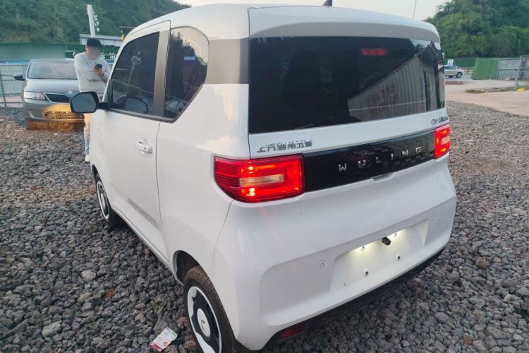 Used Wuling Hongguang MINIEV 2022 Macaron Fashion Model Lithium Iron Phosphate Exterior 2