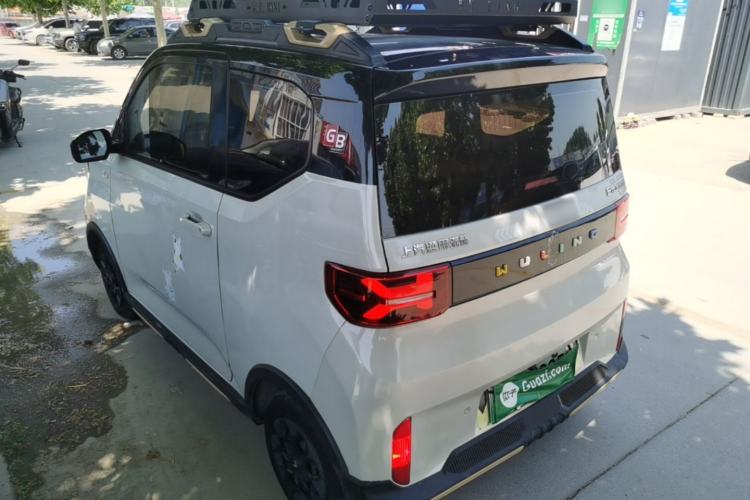 Used Wuling Hongguang MINIEV 2022 GAMEBOY 200km Gaming Edition with Lithium Iron Phosphate Exterior 2