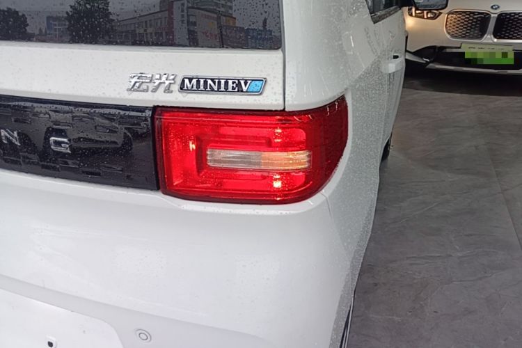 Used Wuling Hongguang MINIEV 2022 Easy Version Lithium Iron Phosphate Exterior 3