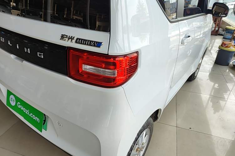 Used Wuling Hongguang MINIEV 2022 Easy Version Lithium Iron Phosphate Exterior 3