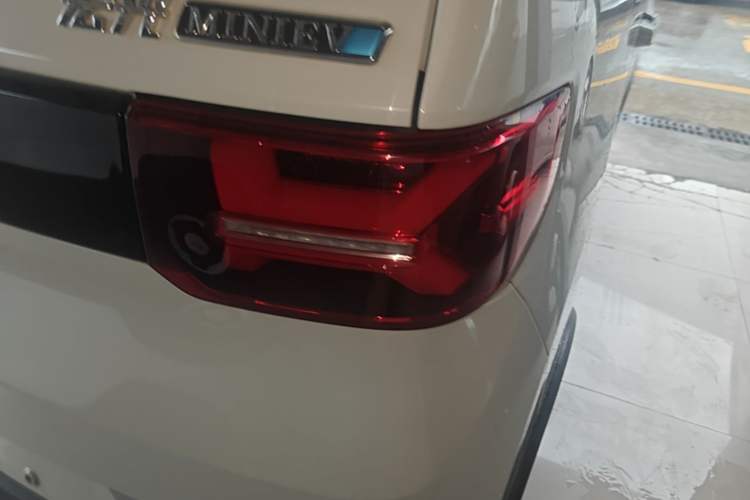 Used Wuling Hongguang MINIEV 2022 GAMEBOY 200km Gaming Edition with Lithium Iron Phosphate Exterior 3