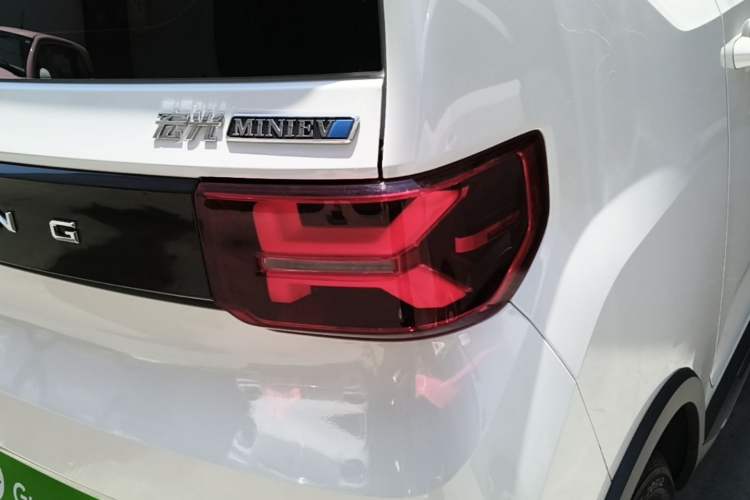 Used Wuling Hongguang MINIEV 2022 GAMEBOY 200km Gaming Edition with Lithium Iron Phosphate Exterior 3