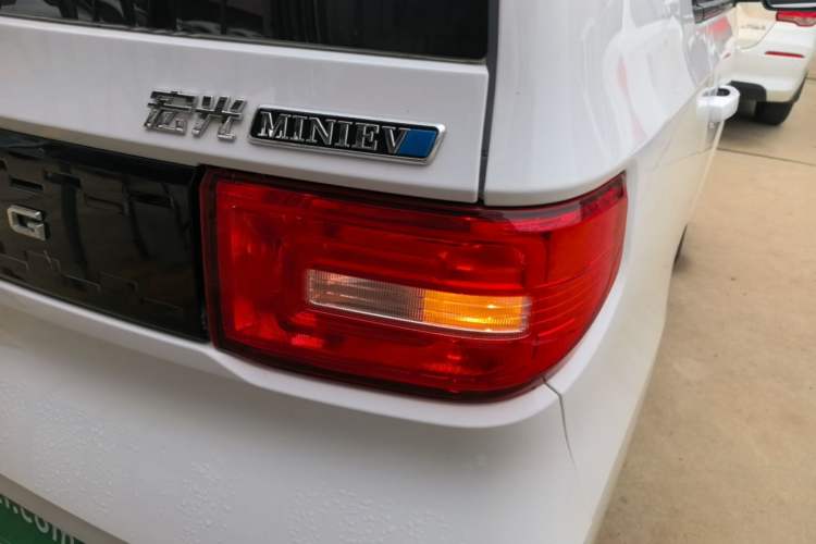 Used Wuling Hongguang MINIEV 2022 Easy Version Lithium Iron Phosphate Exterior 3