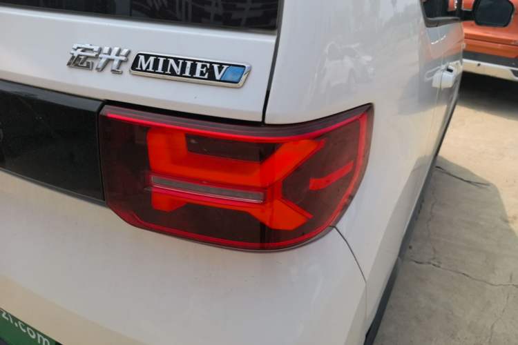 Used Wuling Hongguang MINIEV 2022 GAMEBOY 200km Gaming Edition with Lithium Iron Phosphate Exterior 3