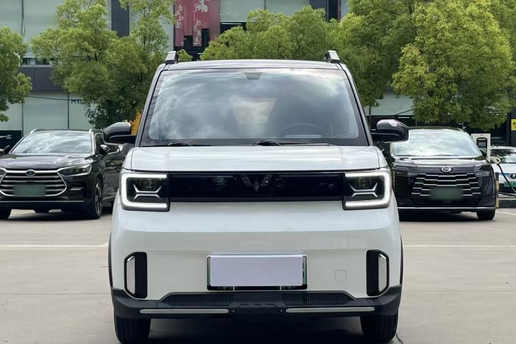 Used Wuling Hongguang MINIEV 2022 GAMEBOY 200km Gaming Edition with Lithium Iron Phosphate Exterior 4