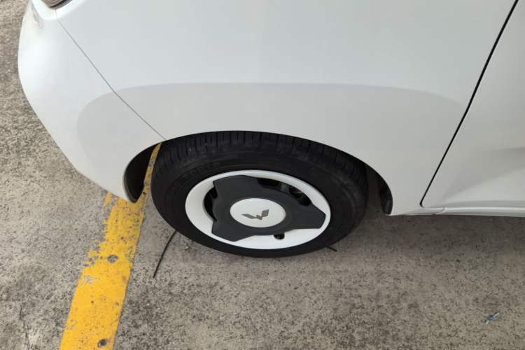 Used Wuling Hongguang MINIEV 2022 Zizai Version Lithium Iron Phosphate Exterior 4