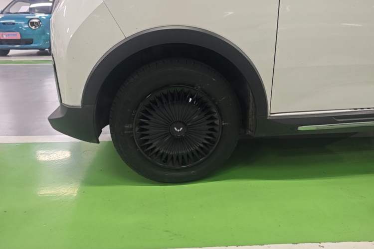 Used Wuling Hongguang MINIEV 2022 GAMEBOY 200km Gaming Edition with Lithium Iron Phosphate Exterior 4
