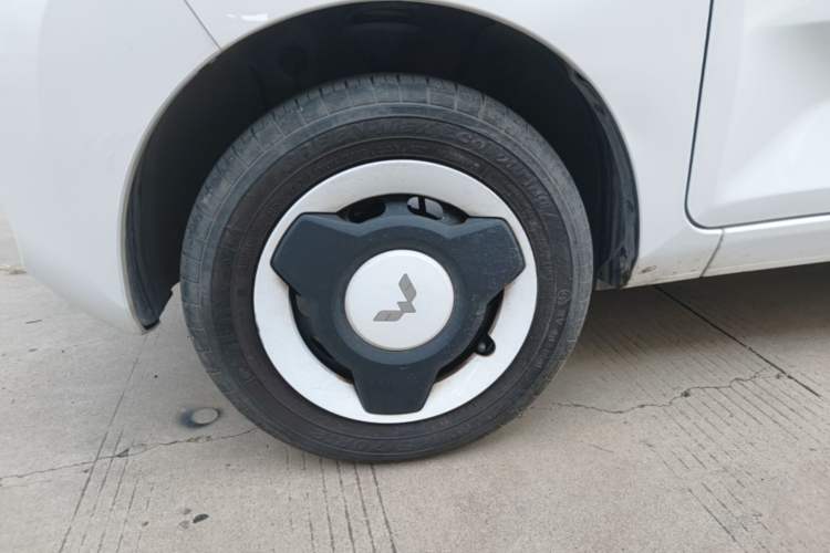 Used Wuling Hongguang MINIEV 2022 Easy Version Lithium Iron Phosphate Exterior 4