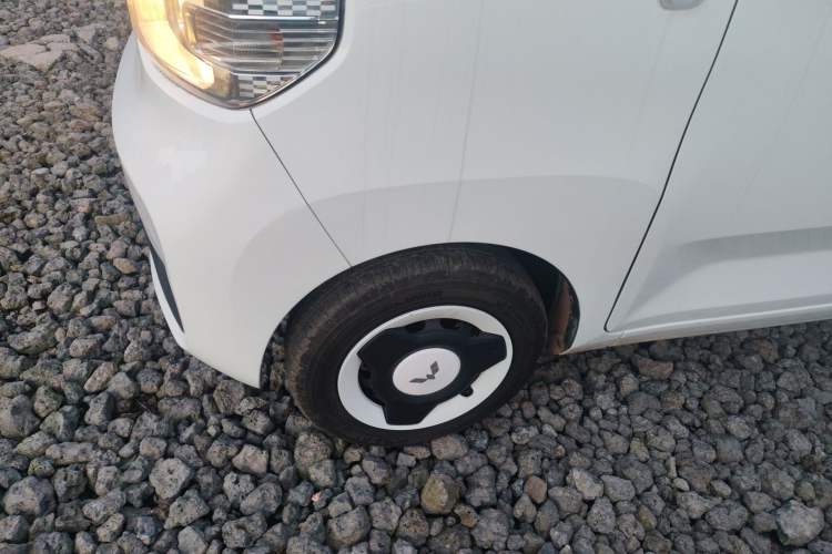 Used Wuling Hongguang MINIEV 2022 Macaron Fashion Model Lithium Iron Phosphate Exterior 4