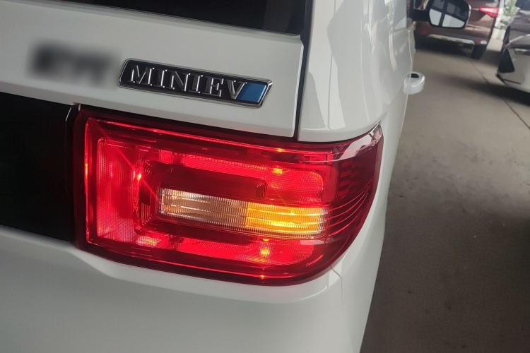 Used Wuling Hongguang MINIEV 2022 Easy Version Lithium-NMC Exterior 4