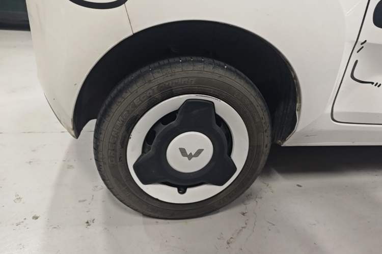 Used Wuling Hongguang MINIEV 2022 Easy Version Lithium Iron Phosphate Exterior 5