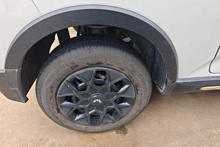 Used Wuling Hongguang MINIEV 2022 GAMEBOY 200km Gaming Edition with Lithium Iron Phosphate Exterior 5