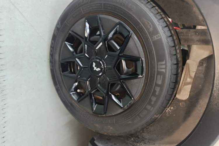 Used Wuling Hongguang MINIEV 2022 GAMEBOY 200km Gaming Edition with Lithium Iron Phosphate Exterior 5