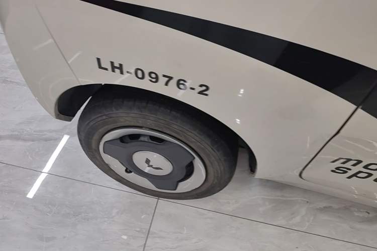 Used Wuling Hongguang MINIEV 2022 Macaron Premium Model – Lithium Iron Phosphate Exterior 5