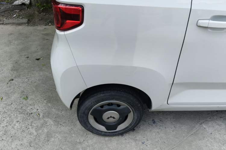Used Wuling Hongguang MINIEV 2022 Macaron Premium Model – Lithium Iron Phosphate Exterior 5