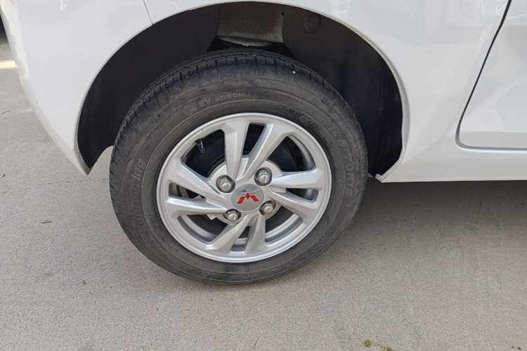 Used Wuling Hongguang MINIEV 2022 Zizai Version Lithium Iron Phosphate Exterior 5