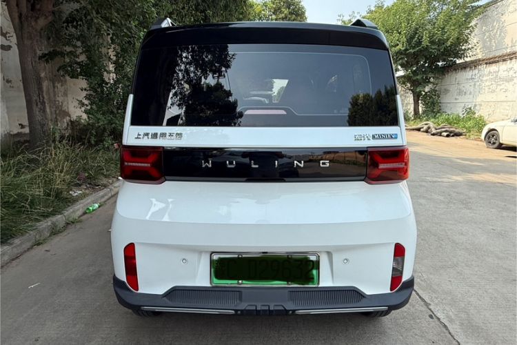 Used Wuling Hongguang MINIEV 2022 GAMEBOY 200km Gaming Edition with Lithium Iron Phosphate Exterior 6