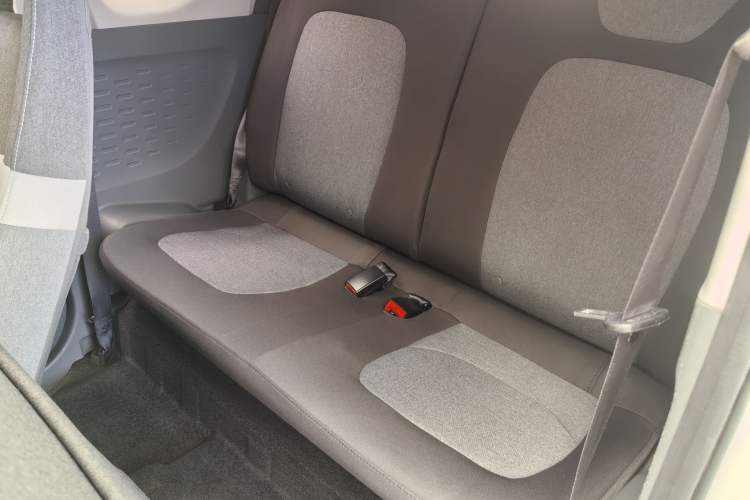 Used Wuling Hongguang MINIEV 2022 Macaron Fashion Model Lithium Iron Phosphate Exterior 6