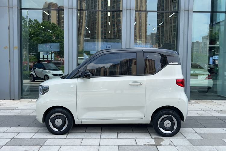 Used Wuling Hongguang MINIEV 2022 Macaron Premium Model – Lithium Iron Phosphate Exterior 7
