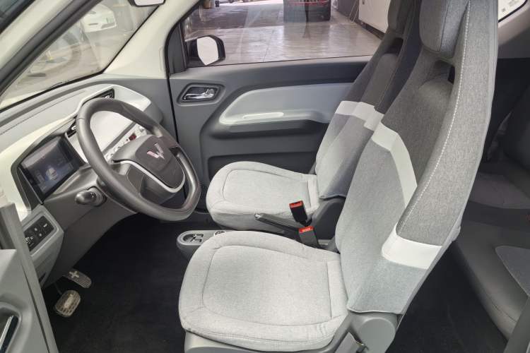 Used Wuling Hongguang MINIEV 2022 Macaron Fashion Model Lithium Iron Phosphate Exterior 7