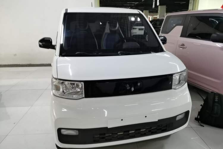 Used Wuling Hongguang MINIEV 2022 Zizai Version Lithium-NMC Front
