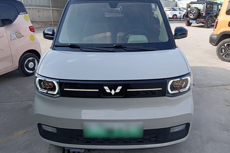 Used Wuling Hongguang MINIEV 2022 Macaron Fashion Model Lithium Iron Phosphate Front