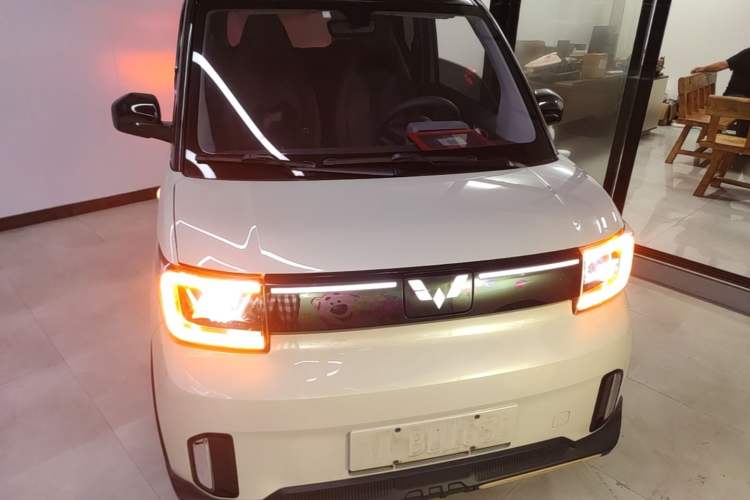 Used Wuling Hongguang MINIEV 2022 GAMEBOY 200km Gaming Edition with Lithium Iron Phosphate Front