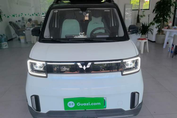 Used Wuling Hongguang MINIEV 2022 GAMEBOY 200km Gaming Edition with Lithium Iron Phosphate Front