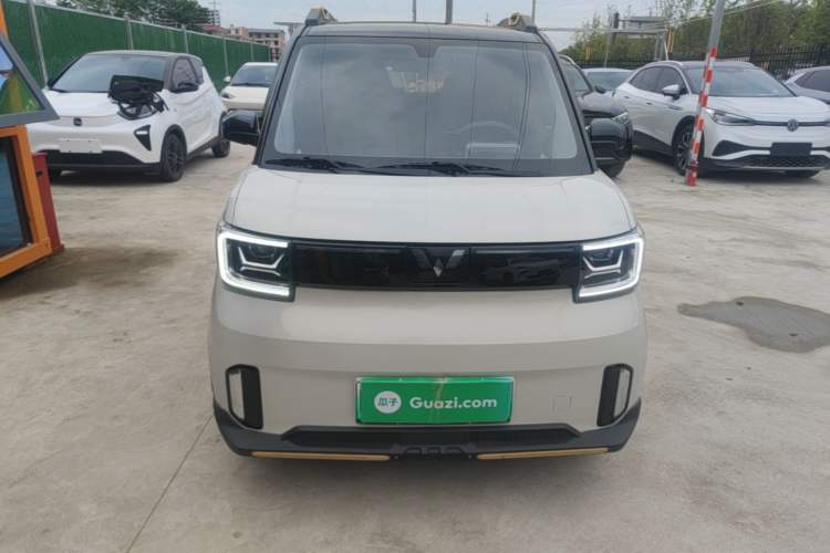 Used Wuling Hongguang MINIEV 2022 GAMEBOY 200km Gaming Edition with Lithium Iron Phosphate Front