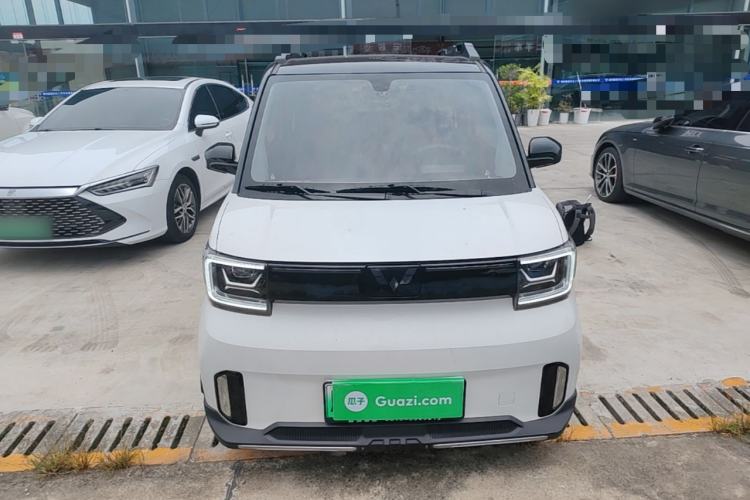 Used Wuling Hongguang MINIEV 2022 GAMEBOY 300km Enthusiast Model with Lithium Iron Phosphate Front