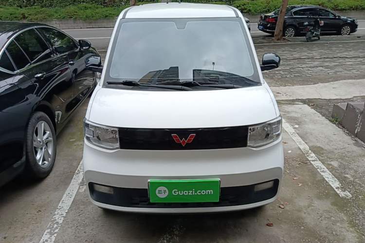 Used Wuling Hongguang MINIEV 2022 Easy Version Lithium-NMC Front