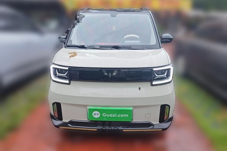 Used Wuling Hongguang MINIEV 2022 GAMEBOY 300km Enthusiast Model with Lithium Iron Phosphate Front