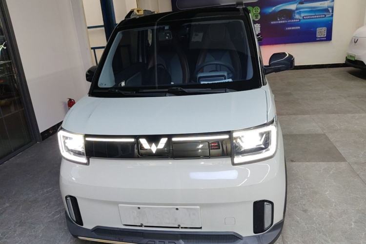Used Wuling Hongguang MINIEV 2022 GAMEBOY 300km Enthusiast Model with Lithium Iron Phosphate Front