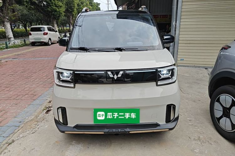 Used Wuling Hongguang MINIEV 2022 GAMEBOY 300km Enthusiast Model with Lithium Iron Phosphate Front