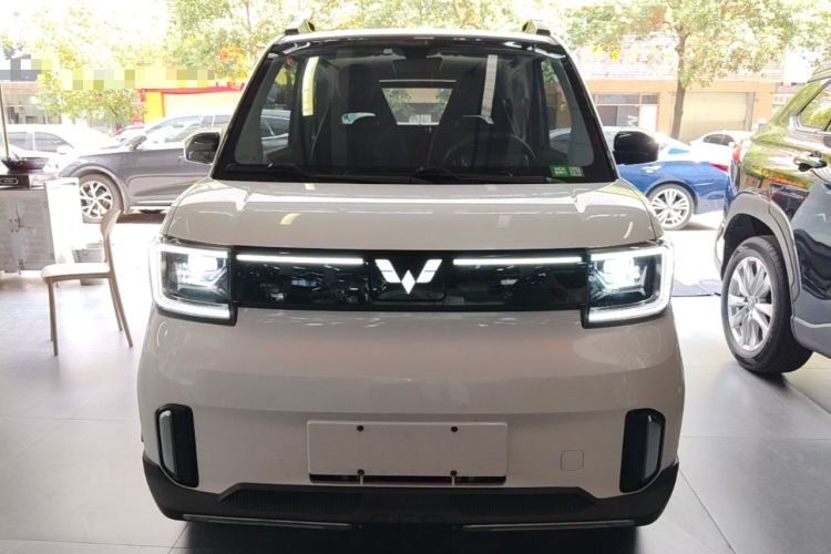 Used Wuling Hongguang MINIEV 2022 GAMEBOY 300km Enthusiast Model with Lithium Iron Phosphate Front
