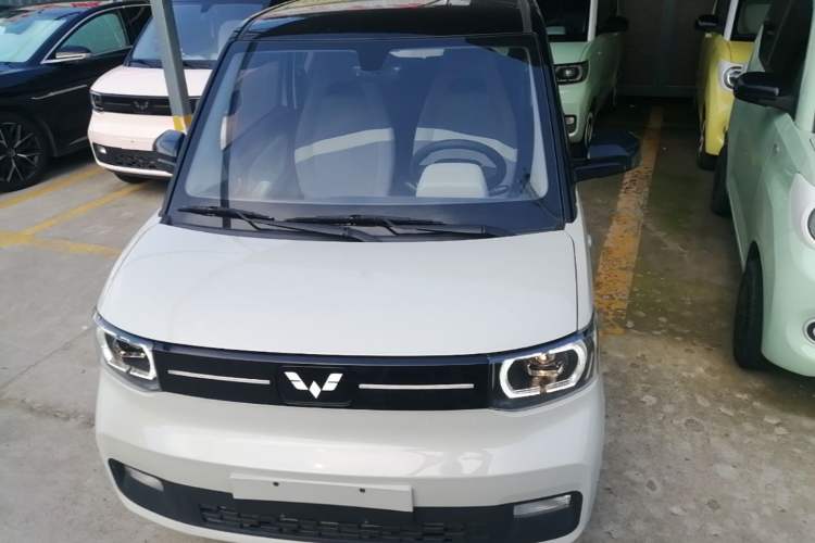 Used Wuling Hongguang MINIEV 2022 Macaron Premium Model – Lithium Iron Phosphate Front