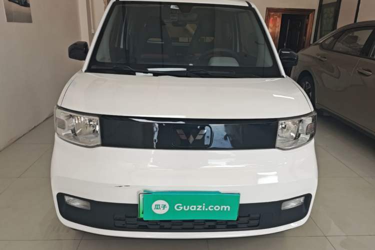 Used Wuling Hongguang MINIEV 2022 Zizai Version Lithium Iron Phosphate Front