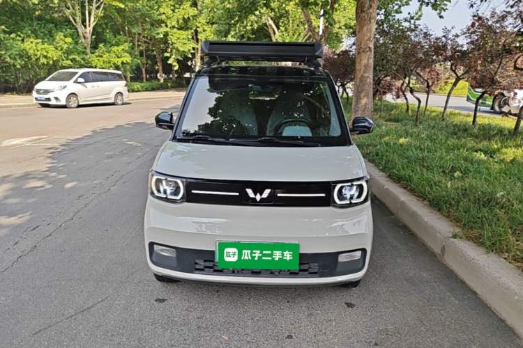 Used Wuling Hongguang MINIEV 2022 Macaron Fashion Model Lithium Iron Phosphate Front