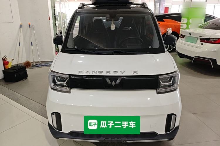 Used Wuling Hongguang MINIEV 2022 GAMEBOY 300km Enthusiast Model with Lithium Iron Phosphate Front