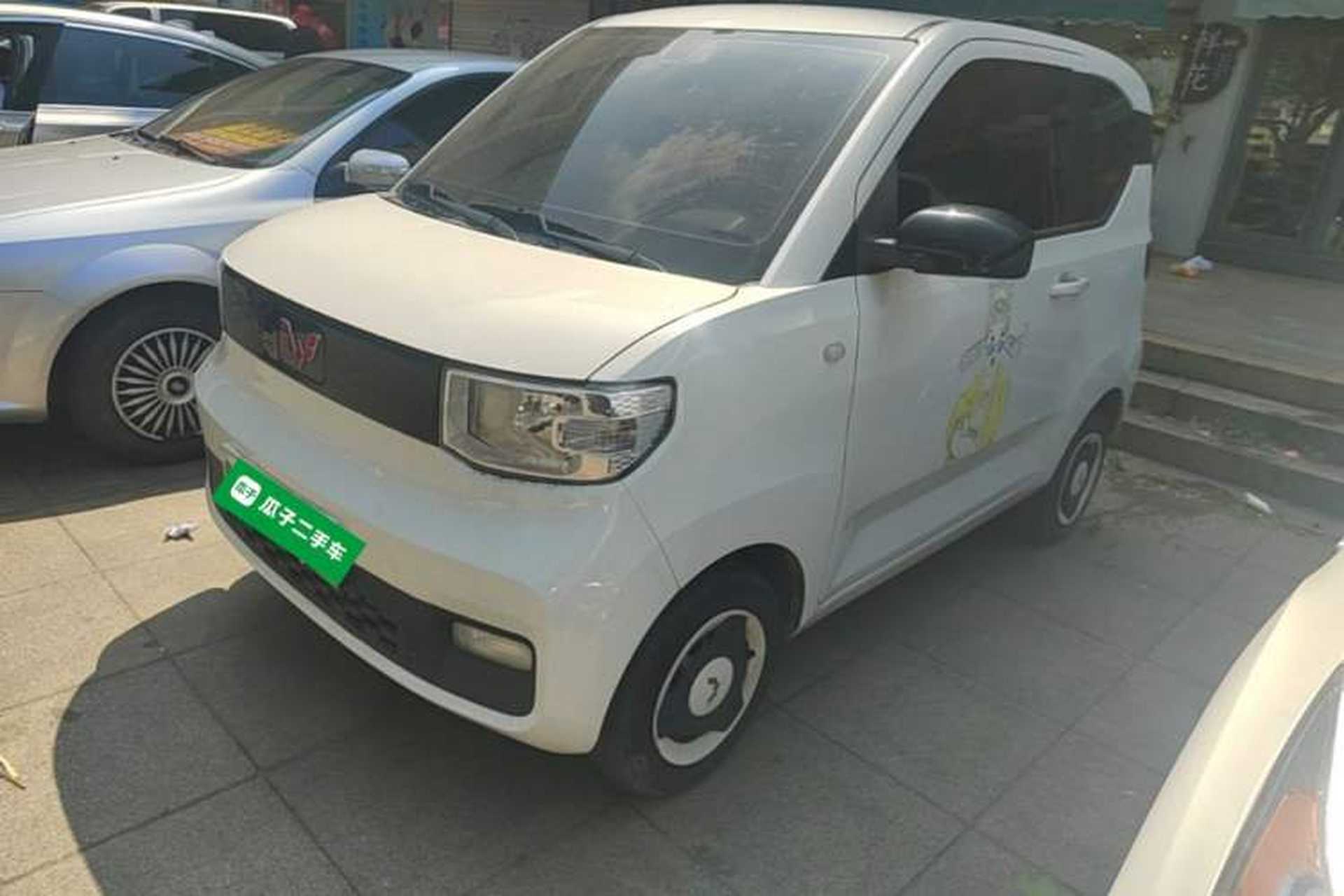 Used Wuling Hongguang MINIEV 2022 Easy Version Lithium Iron Phosphate Front Left 45 Deg