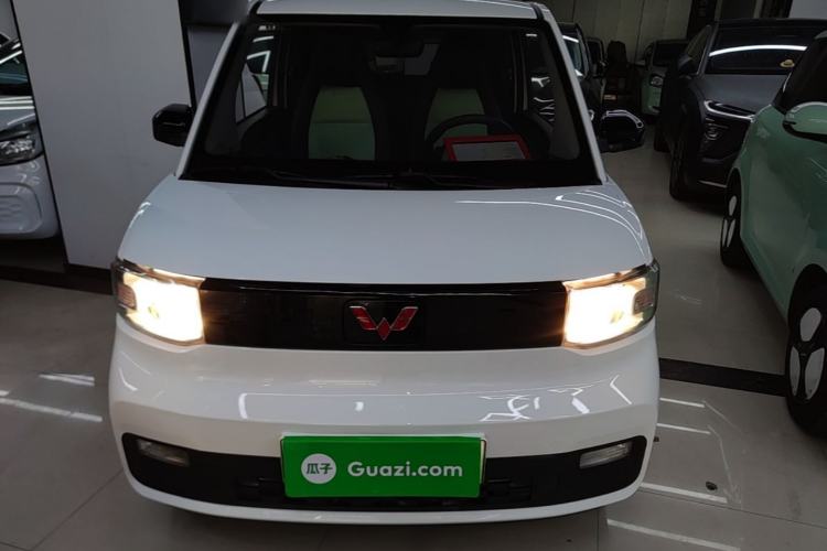 Used Wuling Hongguang MINIEV 2022 Easy Version Lithium Iron Phosphate Front