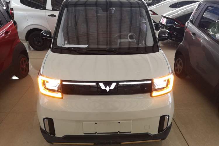 Used Wuling Hongguang MINIEV 2022 GAMEBOY 200km Gaming Edition with Lithium Iron Phosphate Front