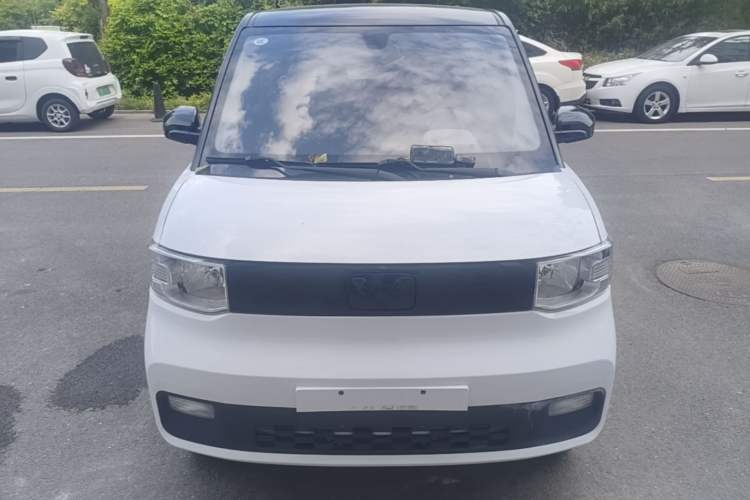 Used Wuling Hongguang MINIEV 2022 Zizai Version Lithium Iron Phosphate Front