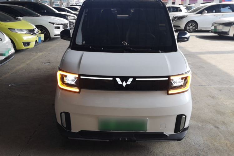 Used Wuling Hongguang MINIEV 2022 GAMEBOY 300km Enthusiast Model with Lithium Iron Phosphate Front
