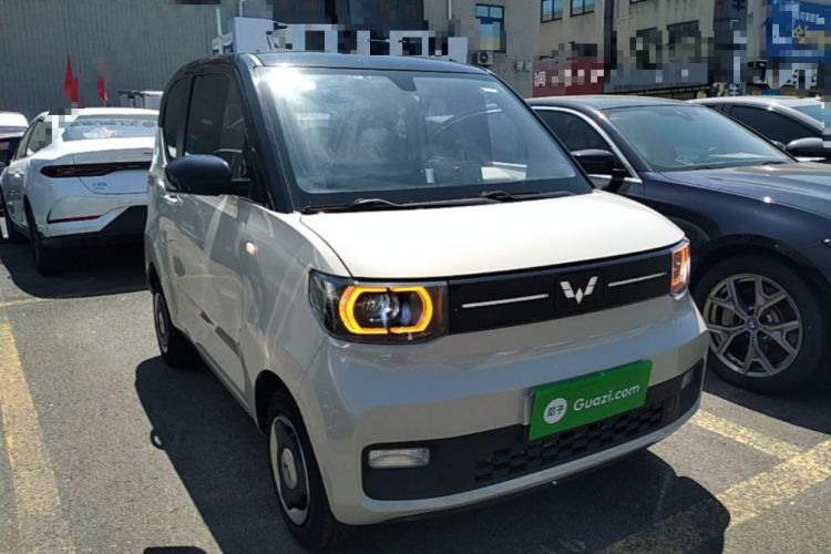 Used Wuling Hongguang MINIEV 2022 Macaron Premium Model – Lithium Iron Phosphate Front Right 45 Deg