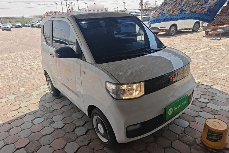 Used Wuling Hongguang MINIEV 2022 Easy Version Lithium Iron Phosphate Front Right 45 Deg